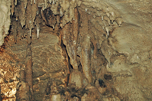 Travertine columns (Crystal Onyx Cave, near Cave City, Ken… | Flickr