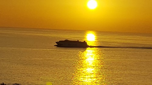 ferry fähre sunset sonnenuntergang grancanaria island sea ship schiff sun sonne meer meerblick kanarischeinseln wellen golden teneriffa abendstimmung nacht verreisen urlaub holiday