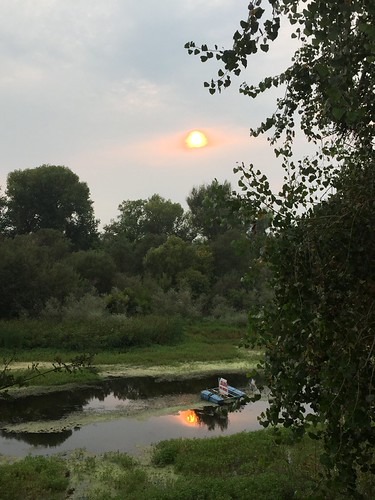 IMG_1992 by misterlevel, Sunset over the Sacramento River.