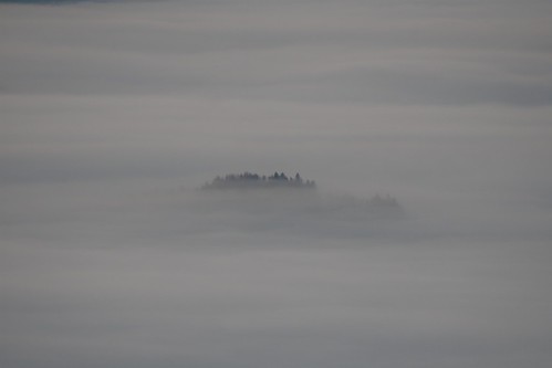 Isle in fog | by Franz-Bayern