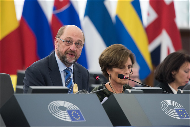 Opening: President Schulz urges MEPs to abide by “mutual respect” rule