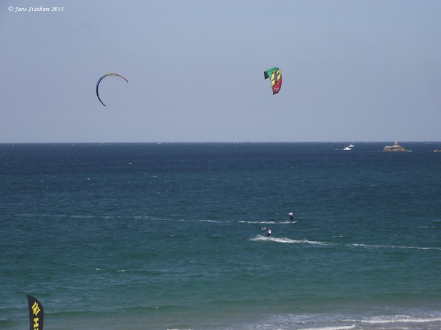 Kite Surfing 3.