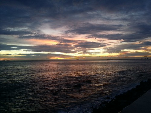 Sunset in the Sea | by thuy.dandelion