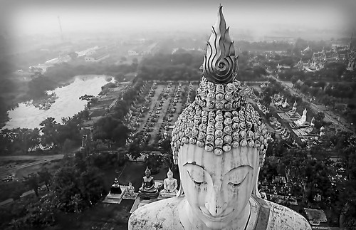 morning statue misty sunrise thailand temple dawn buddha buddhist wat stucco alabaster watphaiwongreua