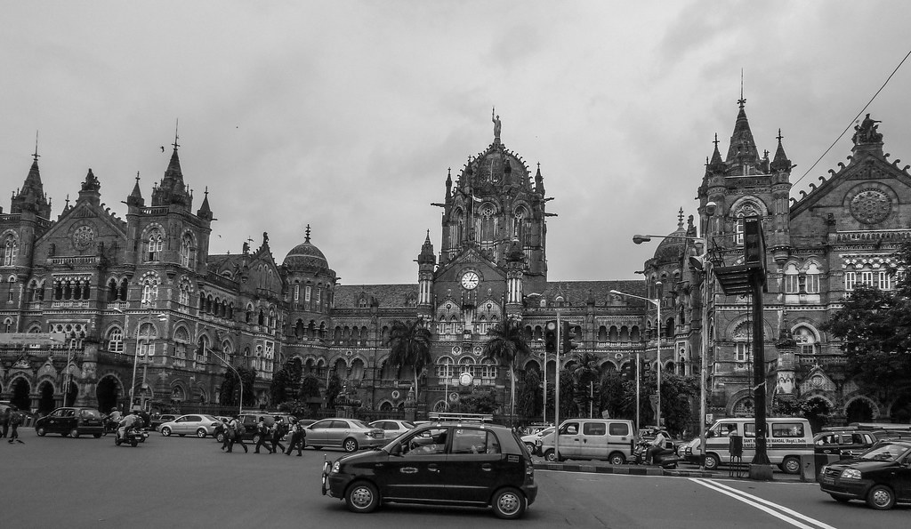 India, Bombay Victoria Station
