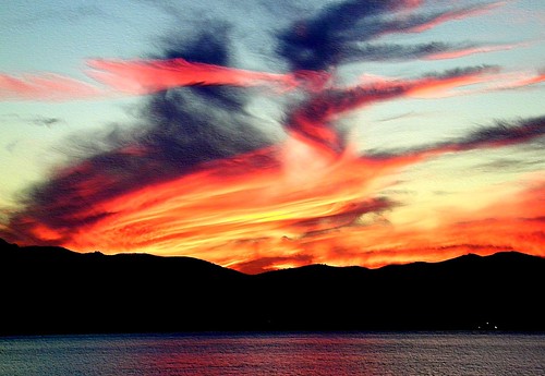 elba tramonto capoliveri nwn sunset clouds red orange black sea isoladelba