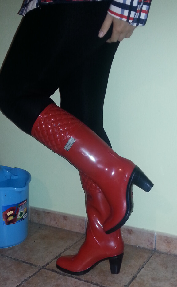 Hispanitas rain boots