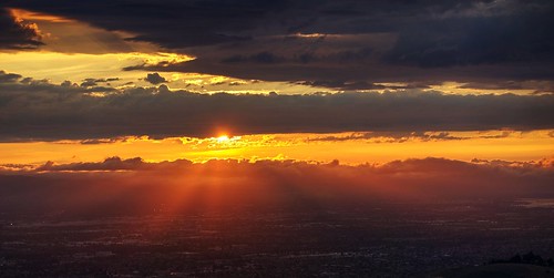 california sunset sky cloud sun raw day cloudy outdoor sanjose siliconvalley hdr mthamilton photomatix fav200 1xp mounthamiltongrandviewrestaurant nex6 sel55210