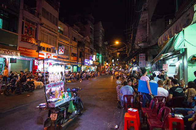 Bùi Viện Street at night (Hồ Chí Minh, Vietnam)
