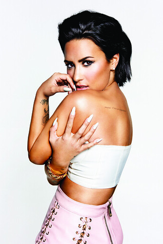 Confident Álbum | by LOVΛTO PICS