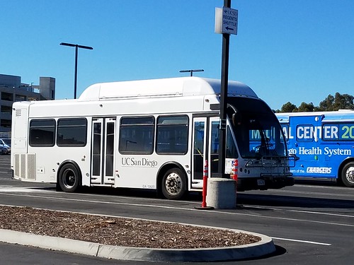 UCSD Shuttle Bus - ENC EZ Rider