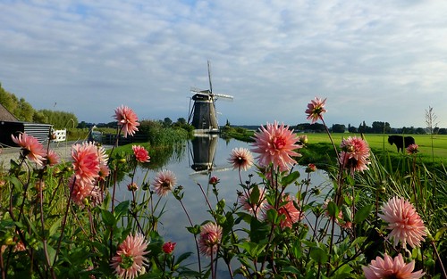 Nederland - Zuid-Holland - Leidschendam - Bovenmolen - 1672 | by @-Loes