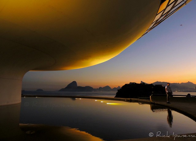 MAC  -  Museu de Arte Contemporânea e o Rio....   Niterói Contemporary Art Museum and Rio  #SugarLoaf #Rio2016 #Rio450 #MAC #Niteroi