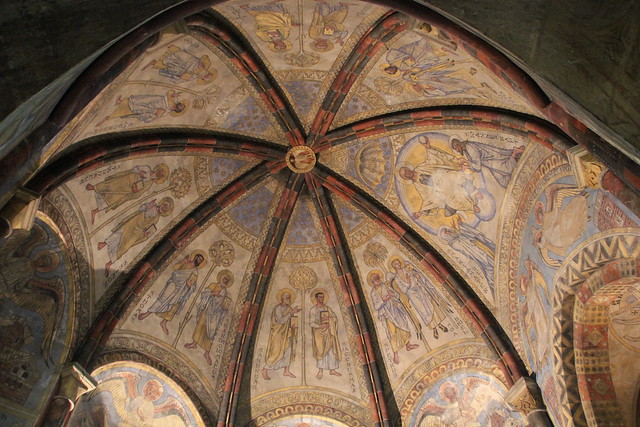 Metz Moselle Lorraine France : Coupole de la chapelle des Templiers avec ses superbes fresques. Dome of the chapel of the Knight Templars with its magnificent frescoes.
