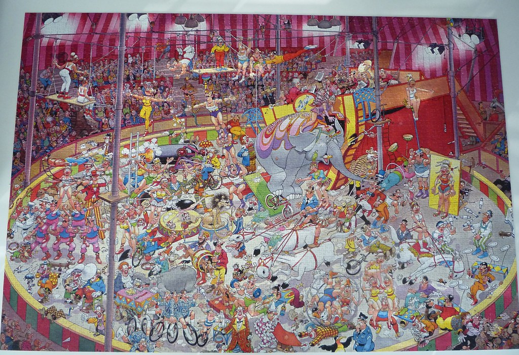 The Circus: Jan van Haasteren. Jumbo puzzle 5000 pieces.