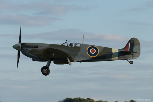 Spitfire RR232