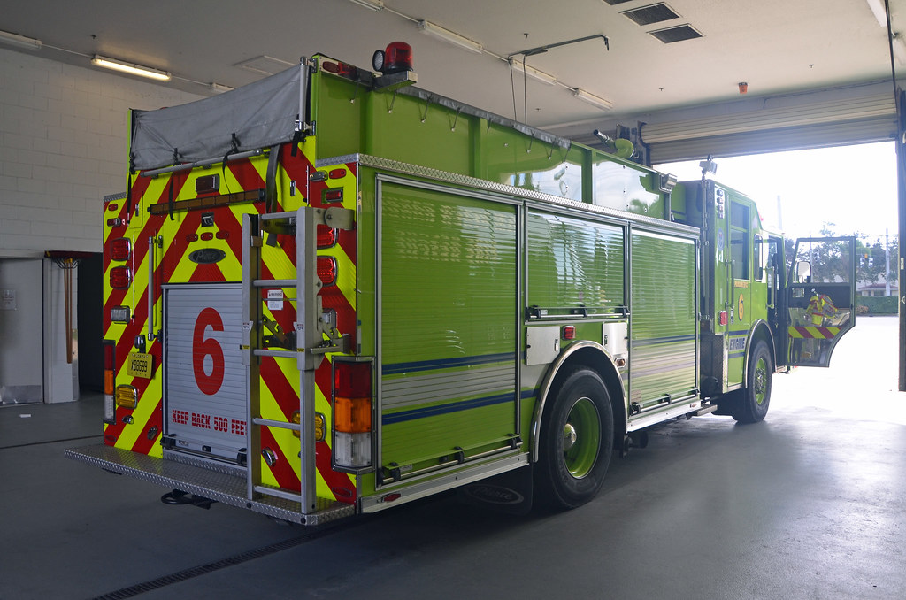 Palm Beach Gardens Fire Rescue engine 6 | Palm Beach Gardens… | Flickr