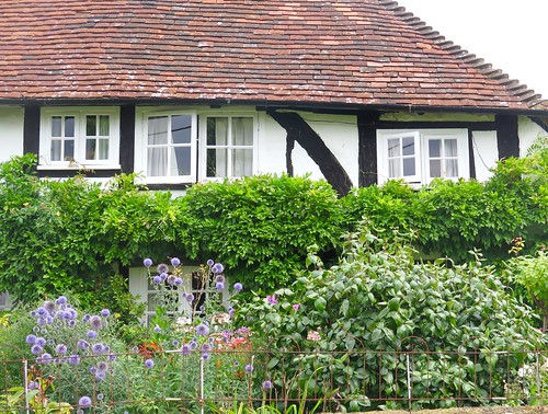 English Country Cottage 