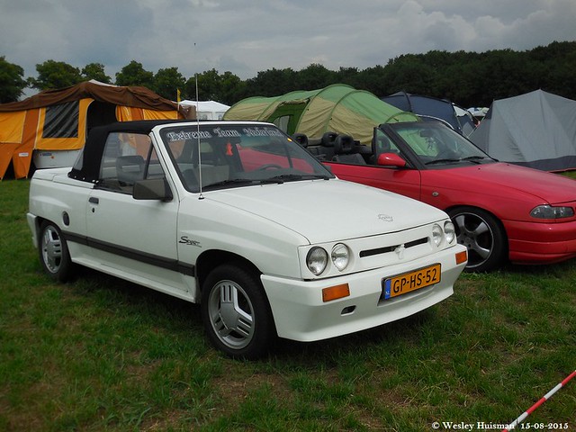 Opel Corsa A Spider Irmscher 1.2S 24-04-1986 (GP-HS-52) @ Sevenum 2015 (28)