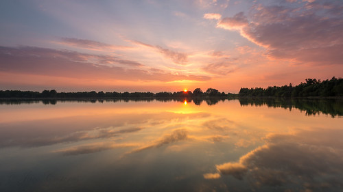 sunset reflections mirror sunsetwater nikon1635mmf4 84dot5mm100mmnd4greyreversedfilter