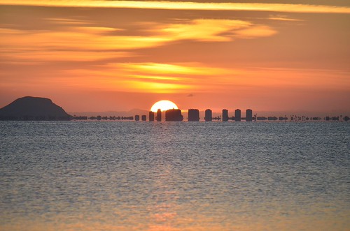 Amanece en el Mar Menor 1 by Librain D Ciso, Colorido amanecer en la playa de Los Alcázares del Mar Menor de Murciaplaya murcia amanecer