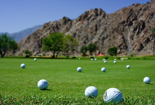 hole flag puttinggreen palmsprings desert california resort laquinta golf