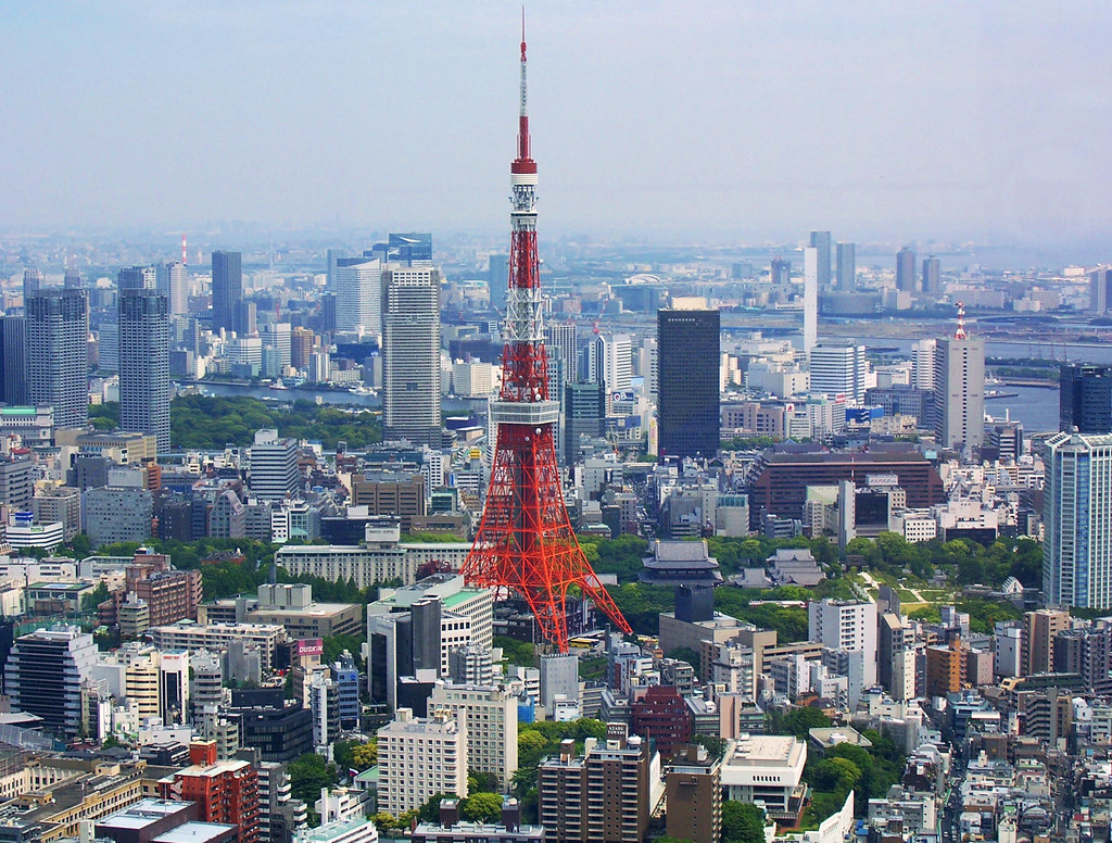Tokyo Tower Taken From Roppongi Hills James Willamor Flickr