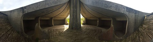 jasenovac spomenik monument croatia stoneflower bogdonavic