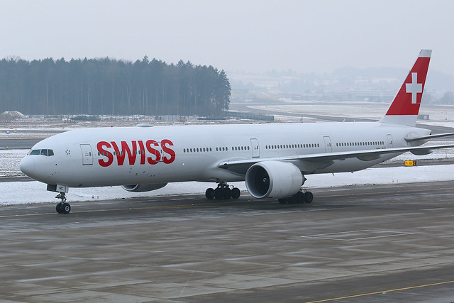 Swiss Boeing 777-300 HB-JNC