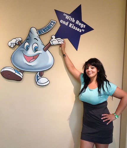 Hershey Park #fbf #flashbackfriday #2012 #hersheykiss #hugsandkisses #withhugsandkisses | by diaz1206