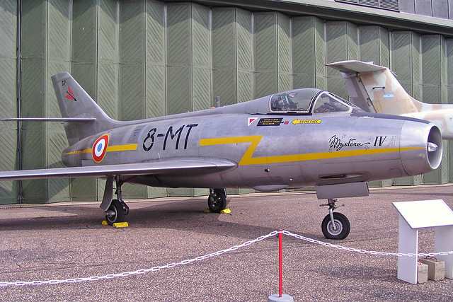 57 Dassault MD 454 Mystere IVA French Air Force Duxford EGSU 01-04-04