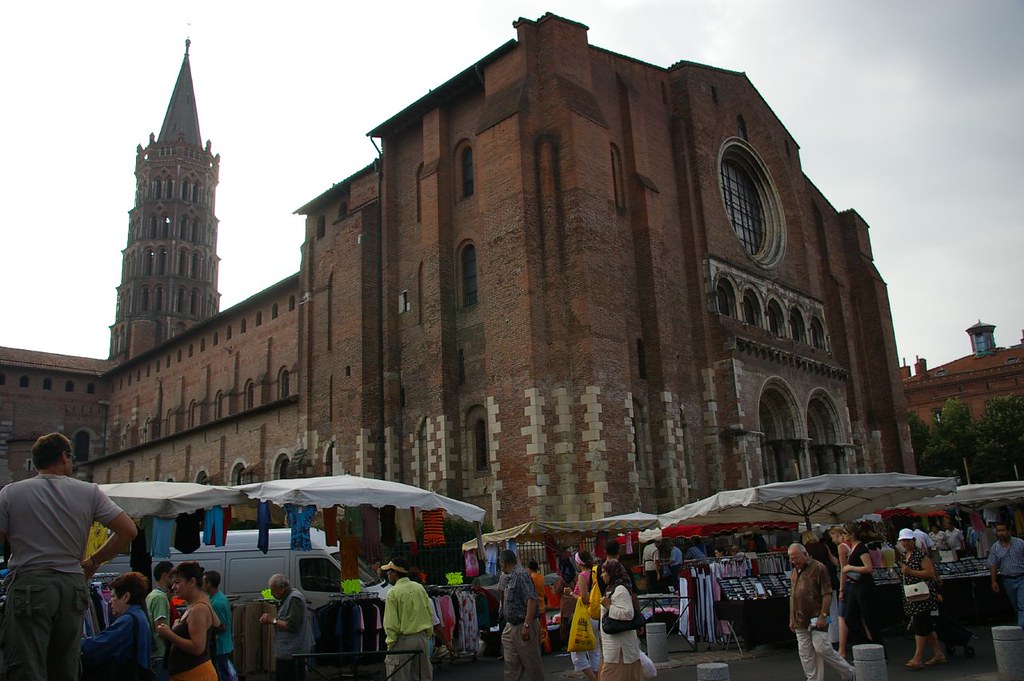 IMGP0449 | Toulouse, sunday market by the Basilica. | dvdbramhall | Flickr