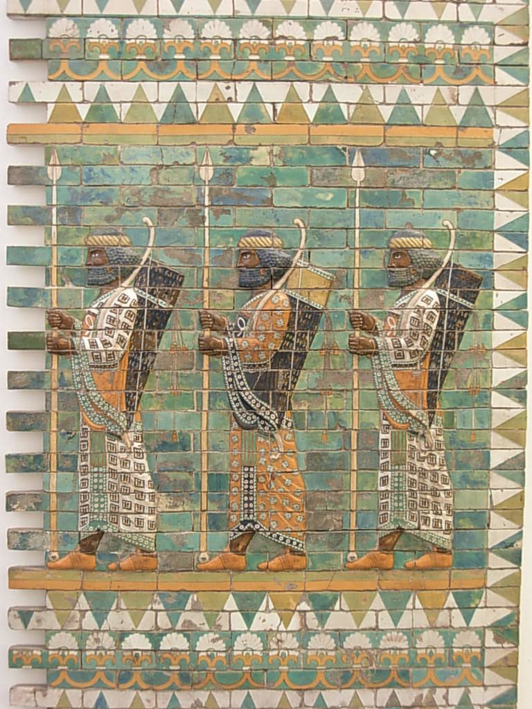 Relieve con guerreros persas | Museo de Pérgamo, Berlín | Flickr
