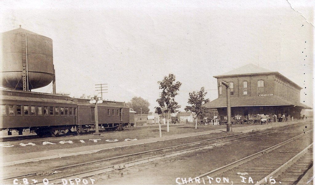 Chariton, Iowa, CB&Q, Chicago, Burlington & Quincy Railroad,Depot,Water