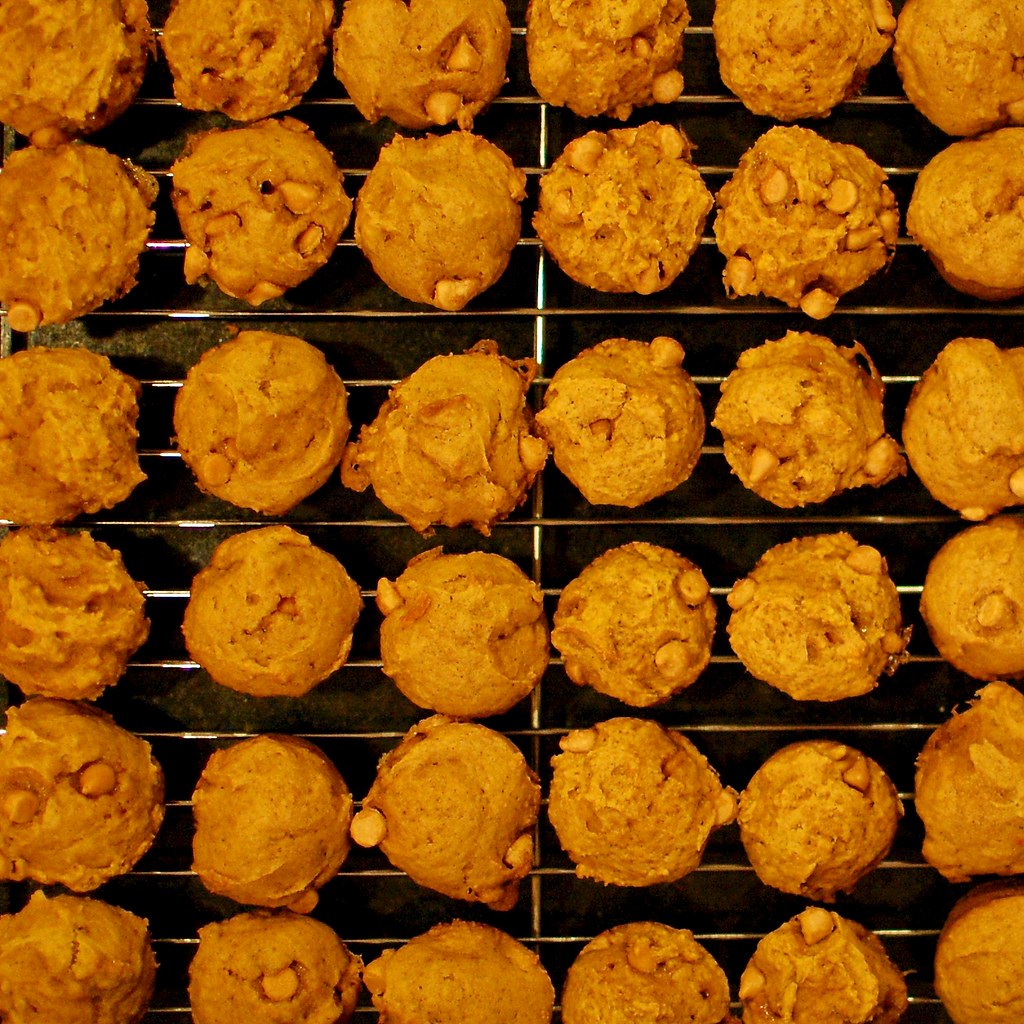 Mini Pumpkin Muffins