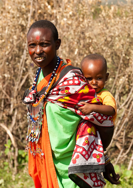 Masai Woman & Baby_X3755