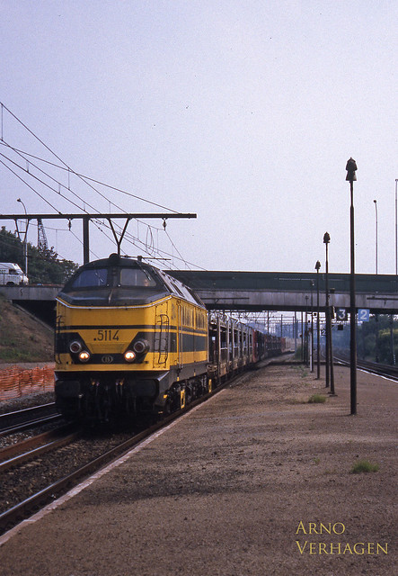 2001. NMBS 5114 te Antwerpen Noorderdokken