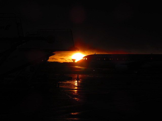 airport sunset 001