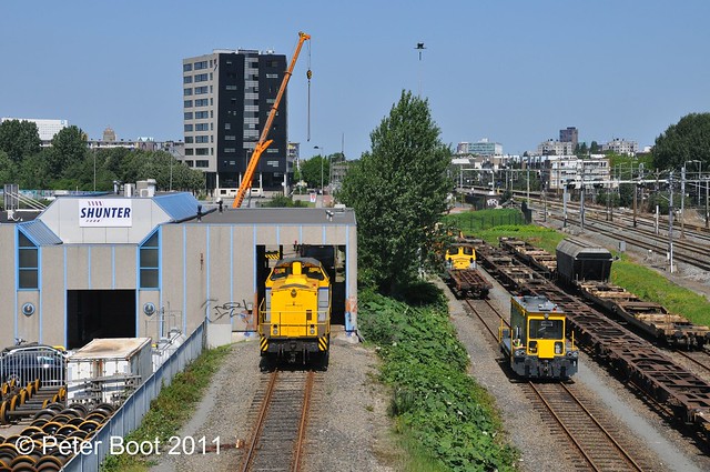Shunter 203 102 (Arnold) Rotterdam Zuid (II)