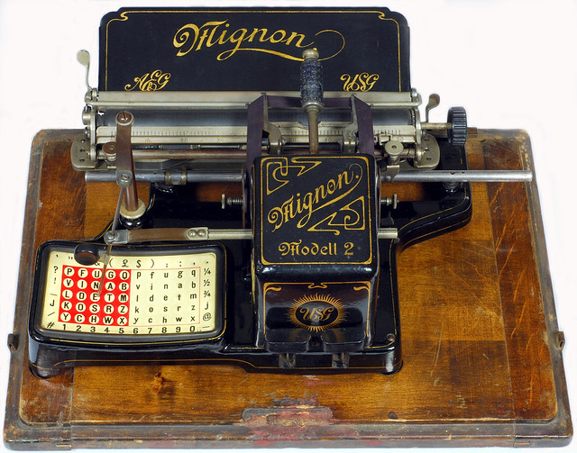 Mignon 2 typewriter - 1905, antiquetypewriters.com