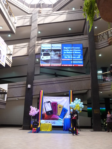 mobile mall shopping restaurant model phone kenya centre nairobi cellphone advertisement javahouse sarit ideos colddryseason