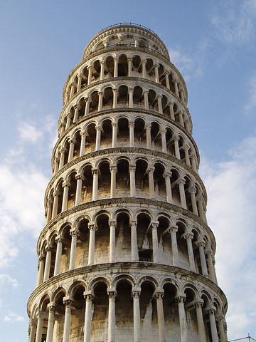 Vistas de la torre de Pisa.