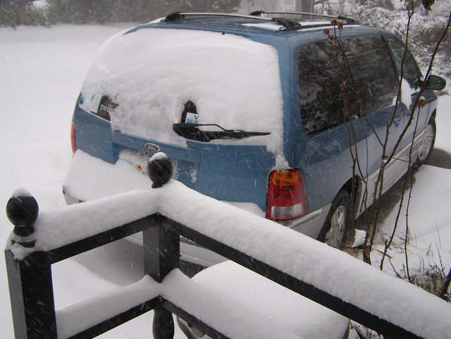 My Windstar During the Blizzard - 01/30/2010 12pm