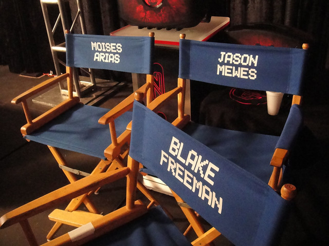 Noobz Movie Shoot - Moises Arias, Jason Mewes, and Blake Freeman chairs