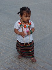 Small girl - Niña pequeña; Nieves Ixpantepec, Oaxaca, Mexico