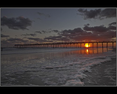 ocean sunset sun reflection beach water pier nc northcarolina settingsun atlanticbeach crystalcoast oceanana paulmalcolm oceananafishingpier