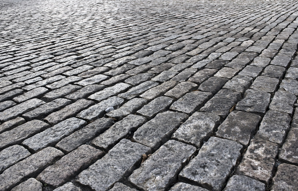 Are Brick Roads Bad for Tires?