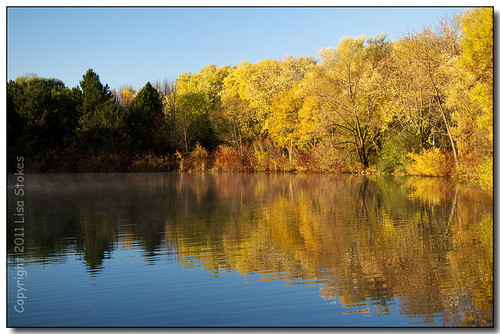 autumn ontario canada reflection fall water lisas foliage brampton loaferslake 50d 6759 copyright2011lisastokes gicno mapmyride:route=276585265