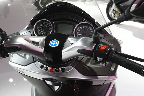 Piaggio X10 EICMA 2011