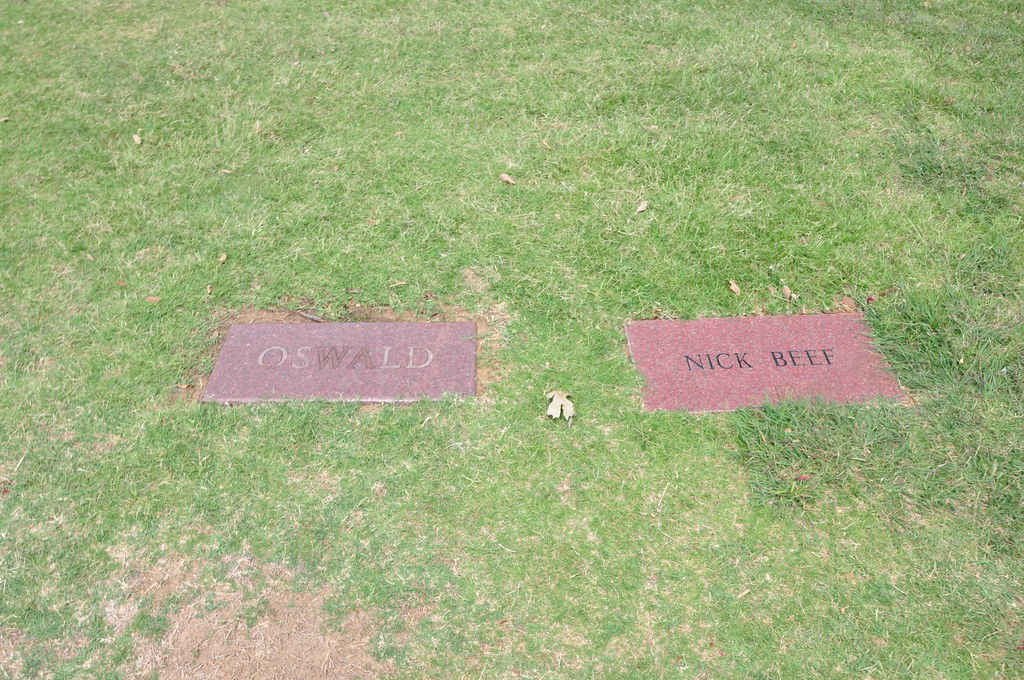 Lee Harvey Oswald Grave Site | After reading about Weird sit… | Flickr